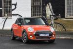 Mini Cooper 5-Door 2018 года (ZA)